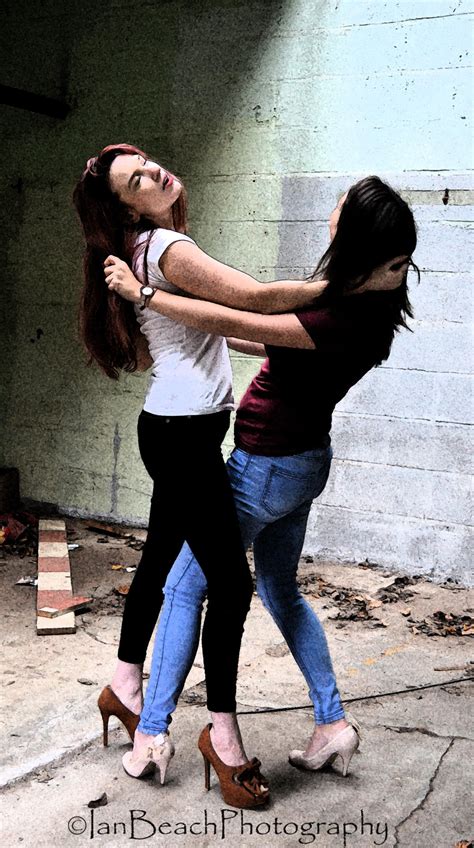 facesitting catfight|Catfight Facesitting porn videos · Rexxx.